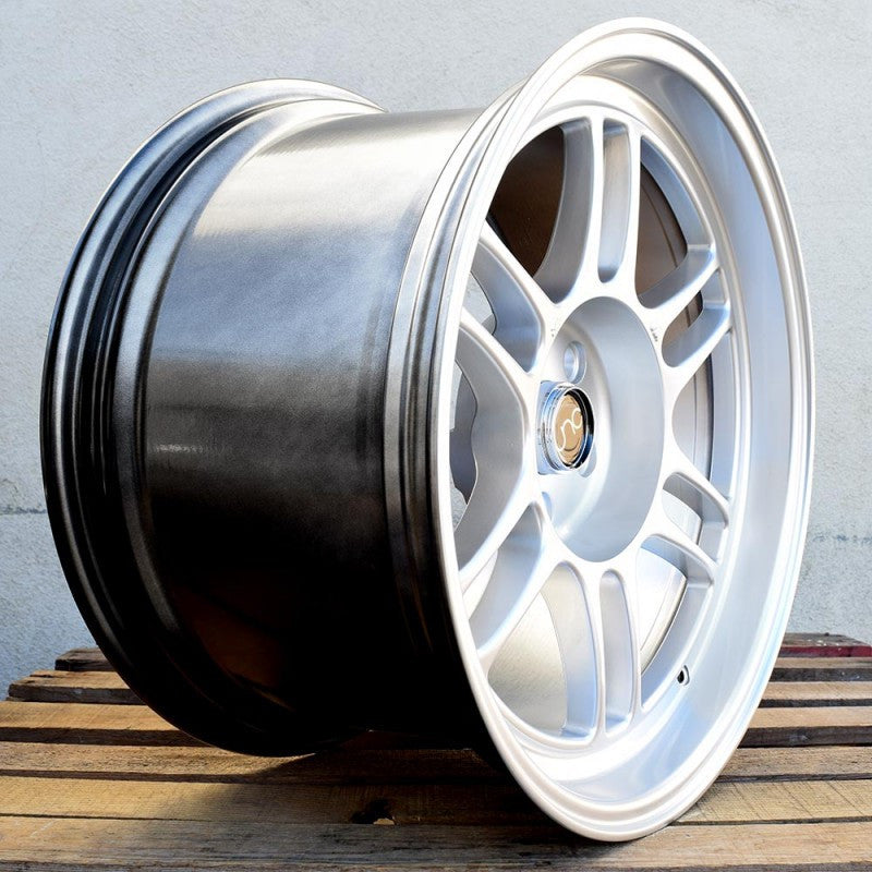 JNC 021 - Hyper Silver